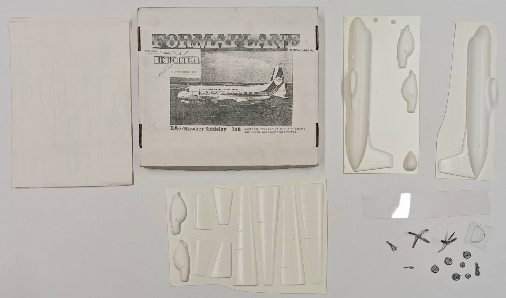 KINGKIT MODEL SCRAPYARD FORMAPLANE 748 BAE/HAWKER SIDDELEY NO DECALS DAMAGED PROPELLERS Salvage Yard