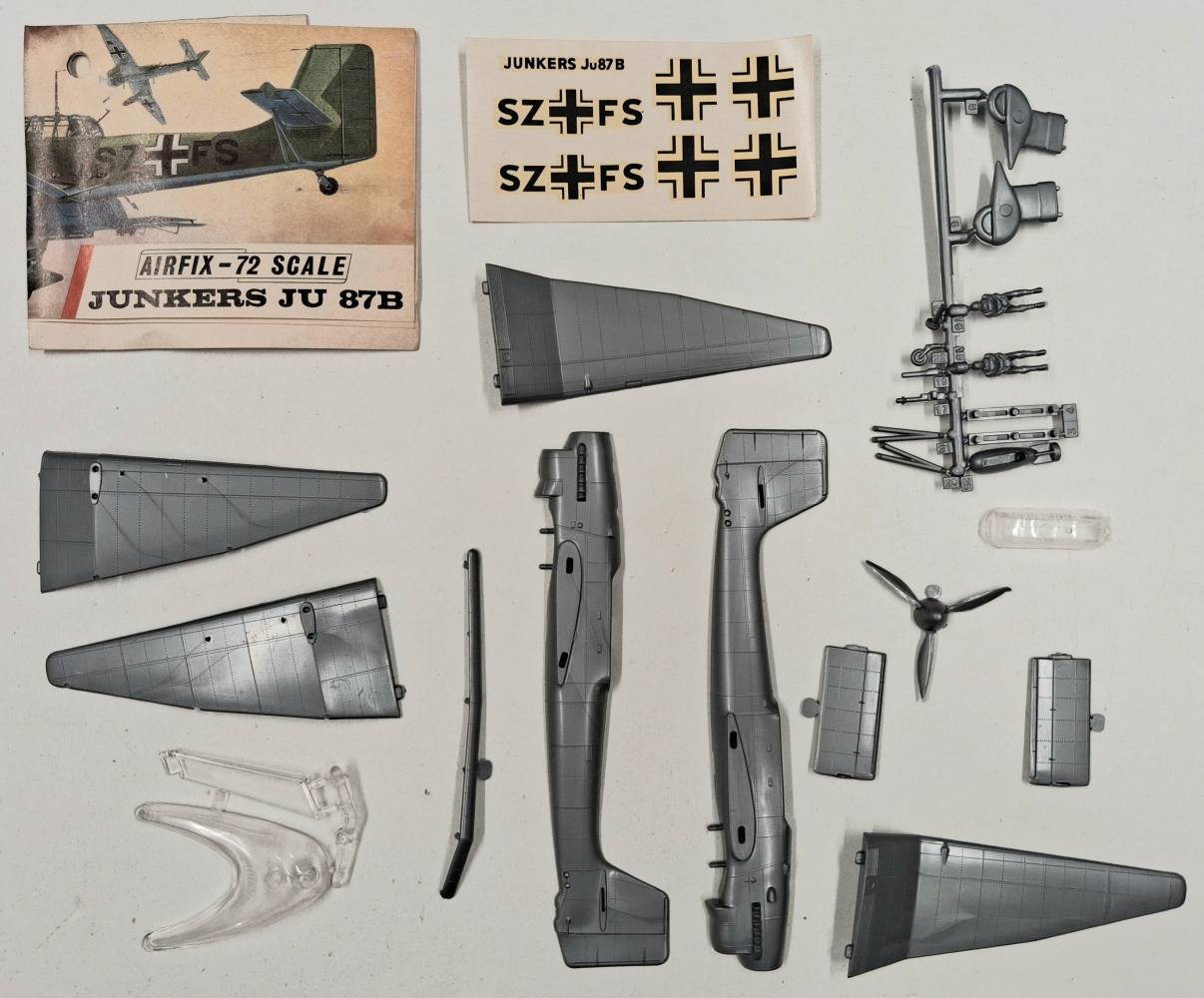 KINGKIT MODEL SCRAPYARD AIRFIX JUNKERS JU87B NO BOX INCOMPLETE Salvage Yard