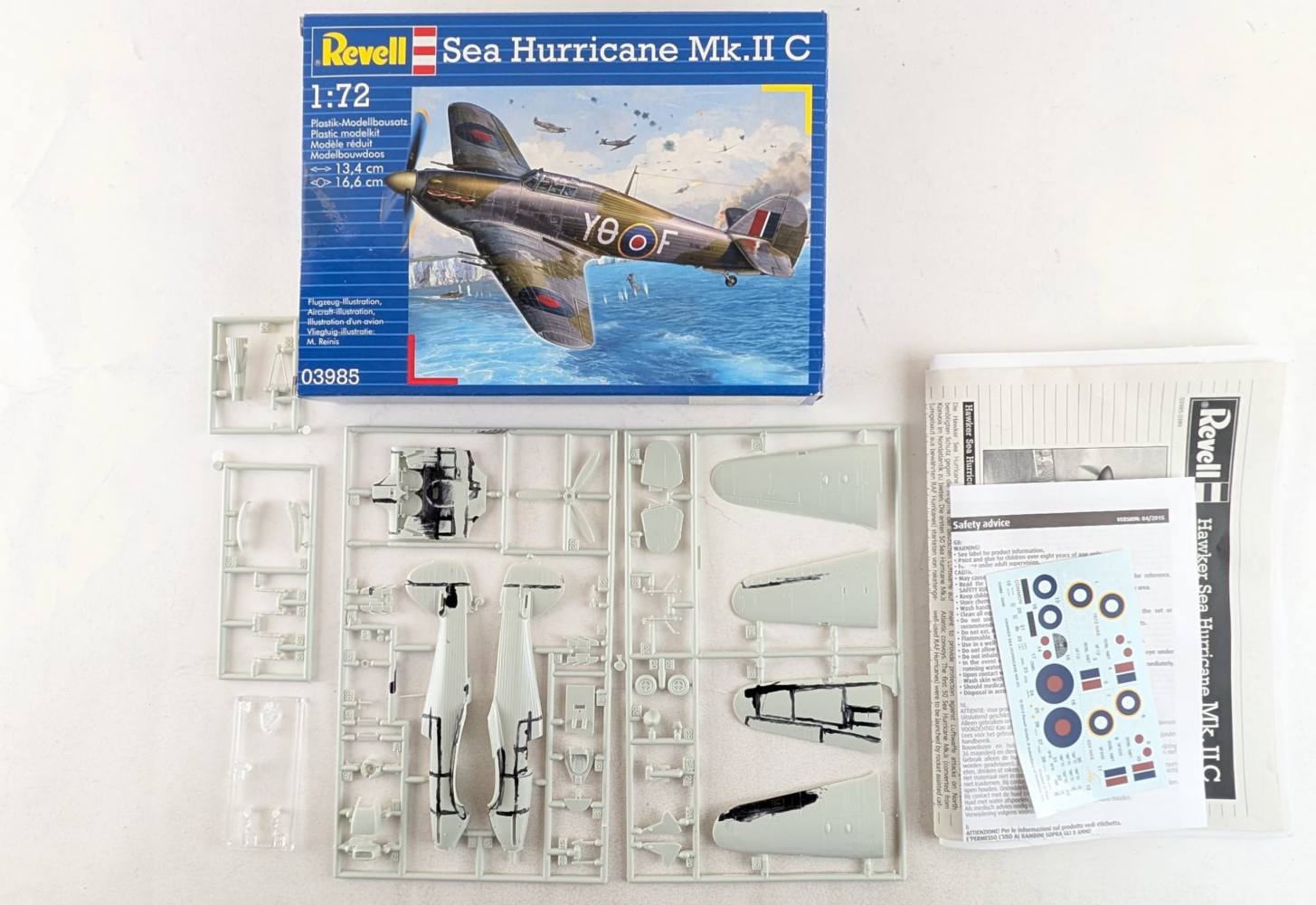 KINGKIT MODEL SCRAPYARD REVELL 03985 SEA HURRICANE MK.II C INCOMPLETE CLEAR PARTS STARTED Salvage Yard