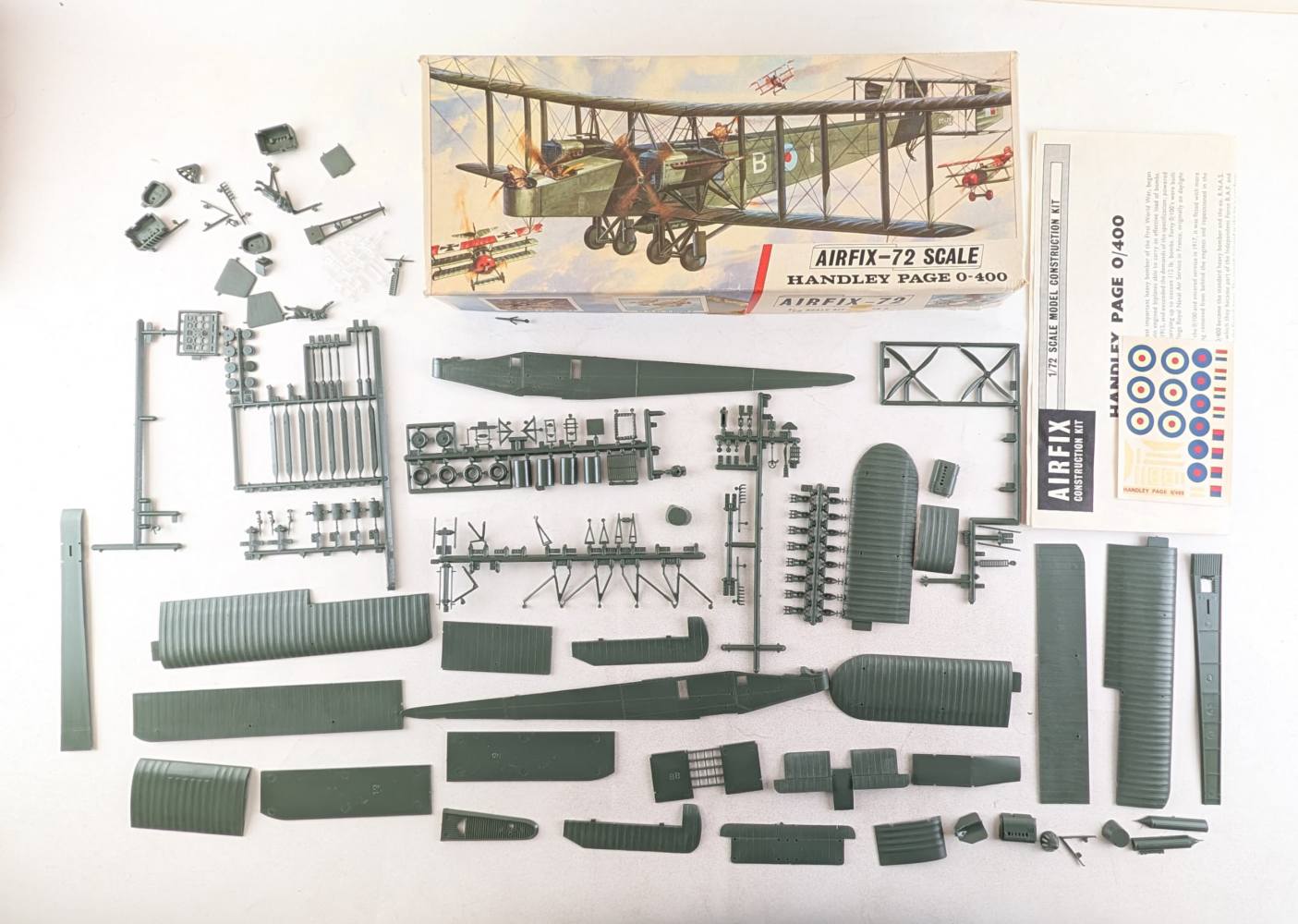 KINGKIT MODEL SCRAPYARD AIRFIX 590 HANDLEY PAGE 0-400 DESPRUED Salvage Yard