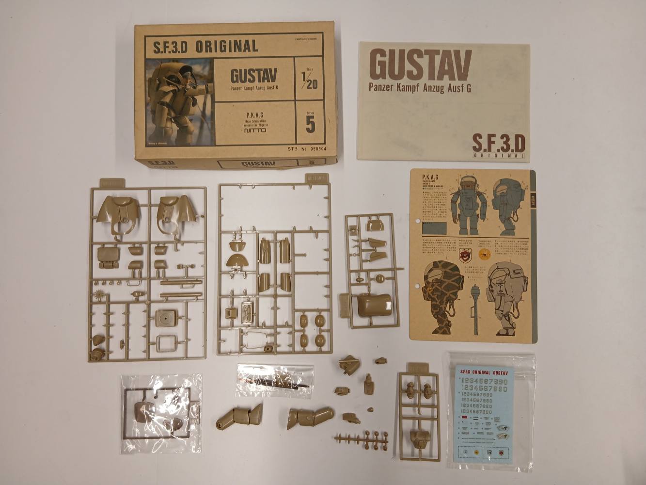 KINGKIT MODEL SCRAPYARD NITTO 24106 GUSTAV PANZER KAMPF ANZUG AUSF G MASCHINEN KRIEGER STARTED Salvage Yard