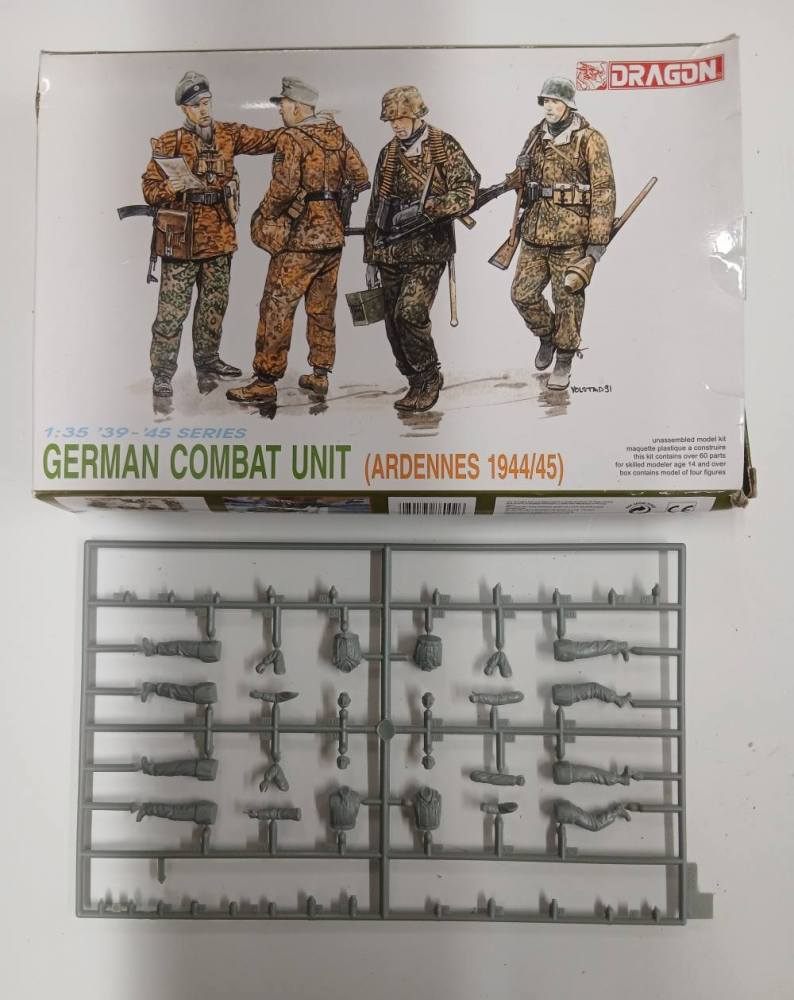 KINGKIT MODEL SCRAPYARD DRAGON 6002 GERMAN COMBAT UNIT ARDENNES 1944/45 INCOMPLETE Salvage Yard