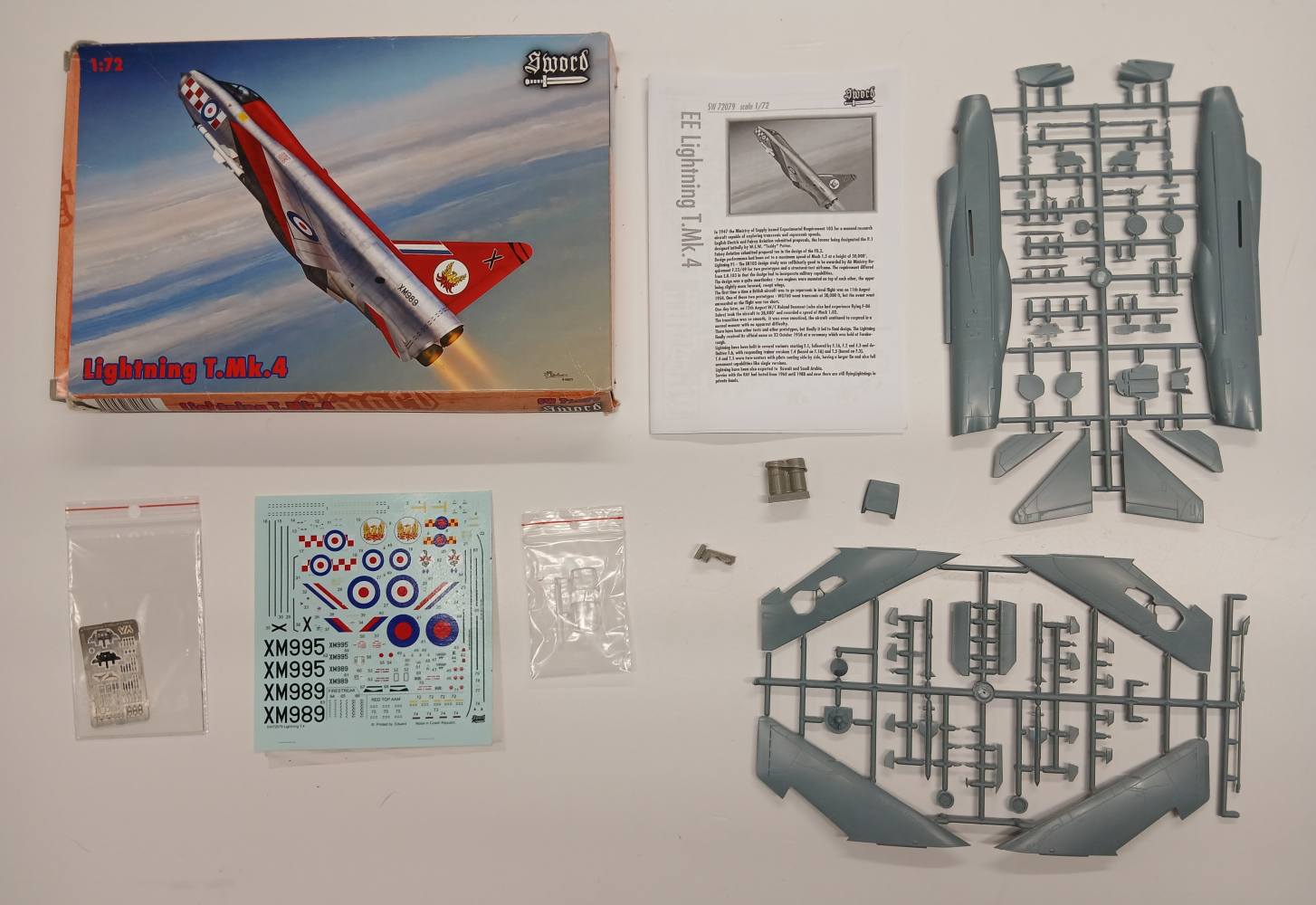 KINGKIT MODEL SCRAPYARD SWORD 72079 LIGHTNING T.MK.4 MISSING SEAT Salvage Yard
