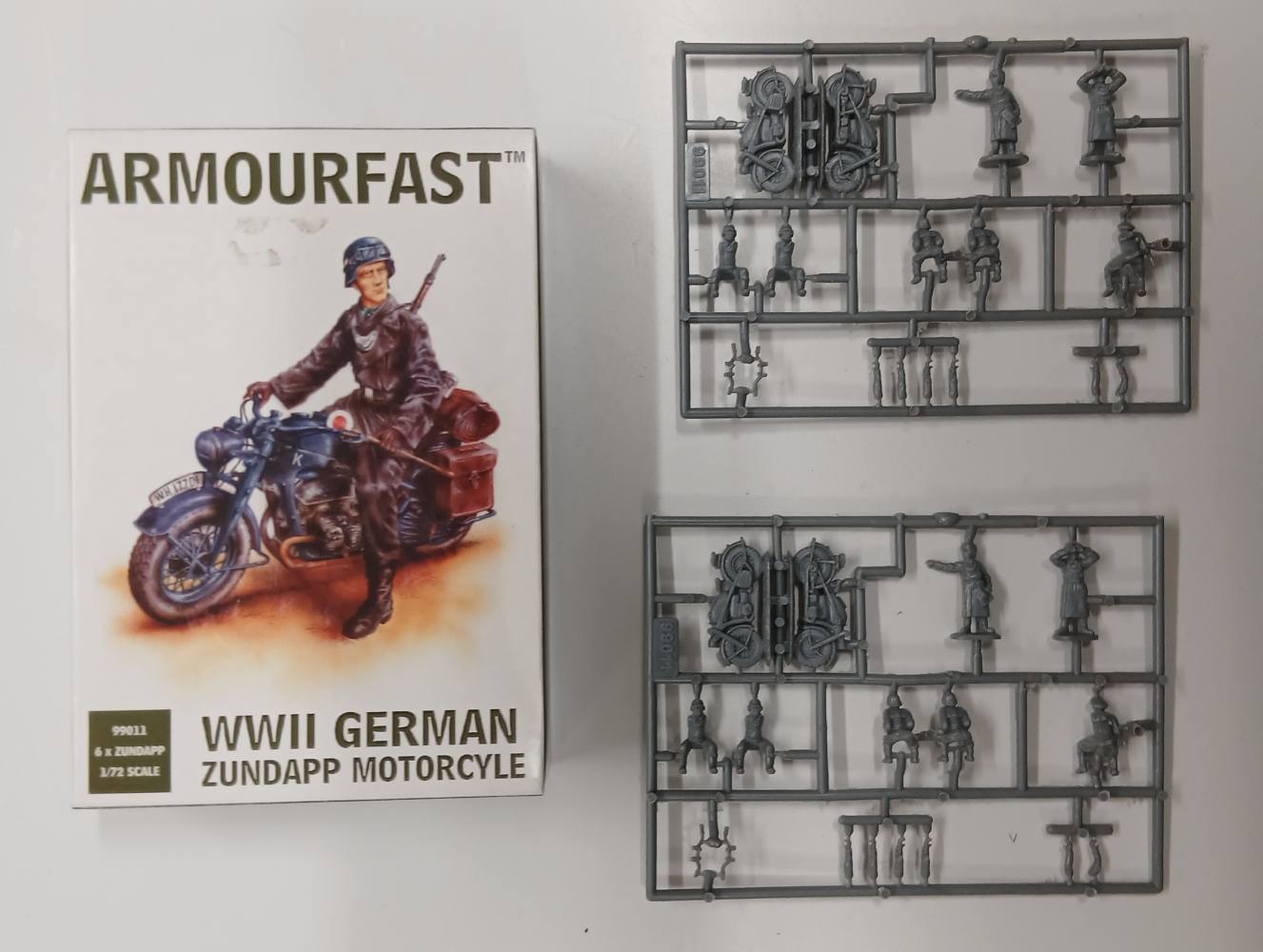 KINGKIT MODEL SCRAPYARD ARMOURFAST 99011 WWII GERMAN ZUNDAPP INCOMPLETE Salvage Yard