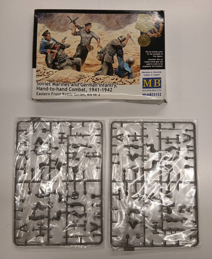 KINGKIT MODEL SCRAPYARD MASTERBOX 35152 SOVIET MARINES AND GERMAN INFANTRY INCOMPLETE Salvage Yard