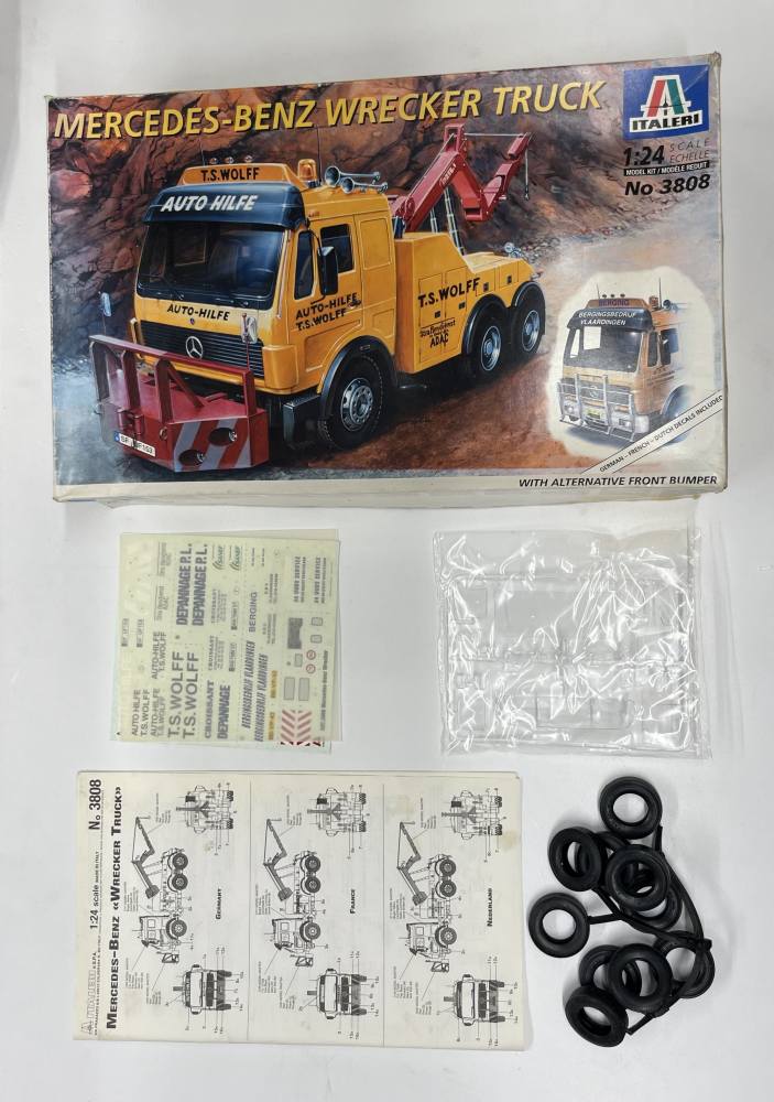 KINGKIT MODEL SCRAPYARD ITALERI 3808 MERCEDES BENZ WRECKER TRUCK INCOMPLETE Salvage Yard
