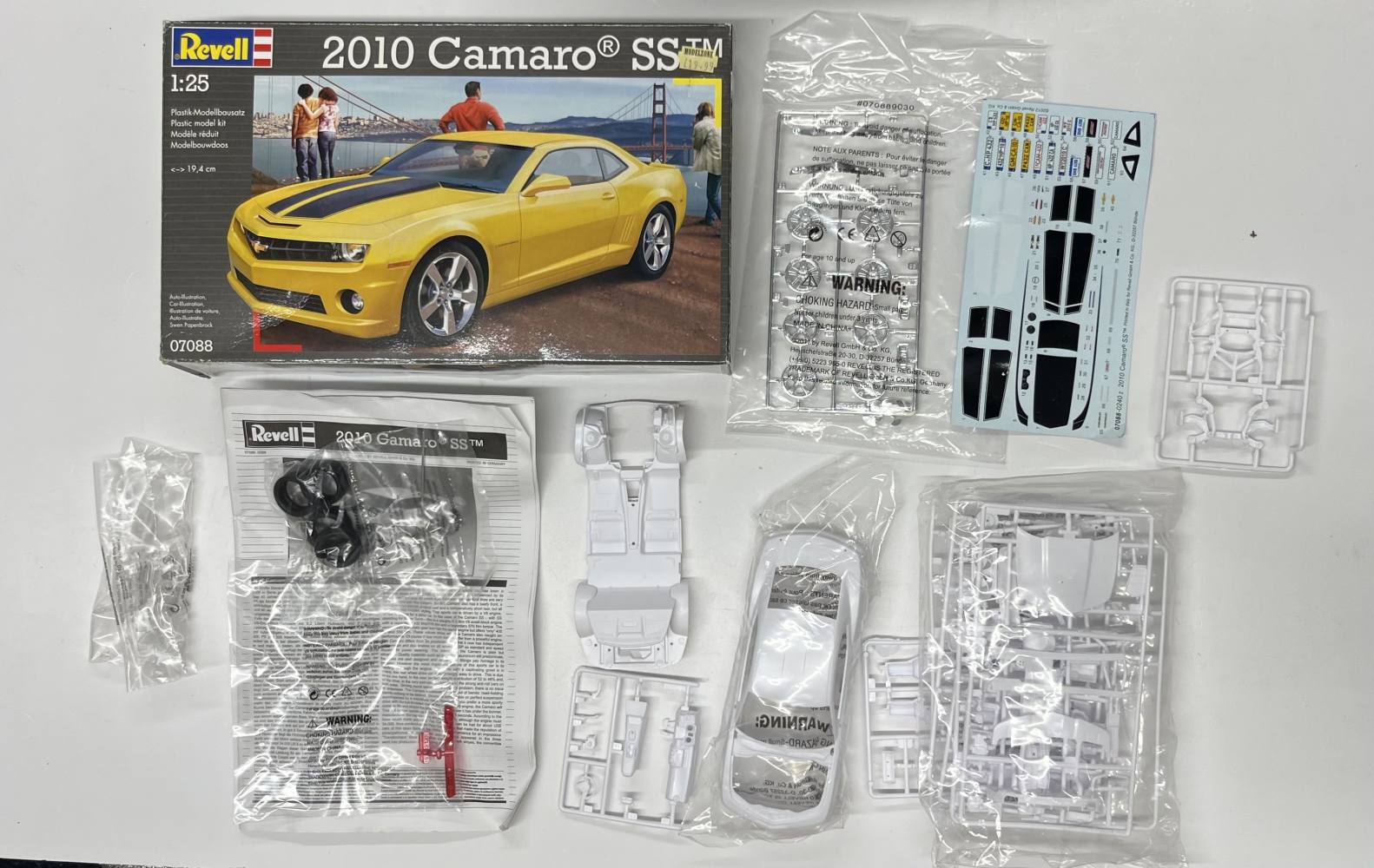 KINGKIT MODEL SCRAPYARD REVELL 07088 2010 CAMARO SS DAMAGED DECALS Salvage Yard