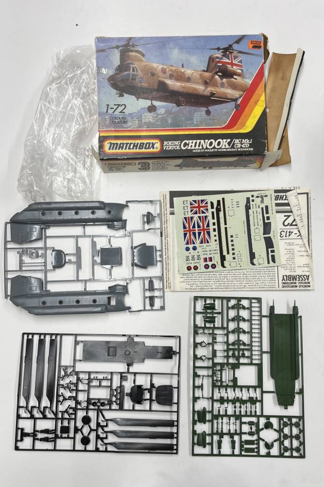 KINGKIT MODEL SCRAPYARD MATCHBOX PK-413 CHINOOK HC MK.1 CH-47D MISSING CLEAR PART DAMAGED BOX Salvage Yard