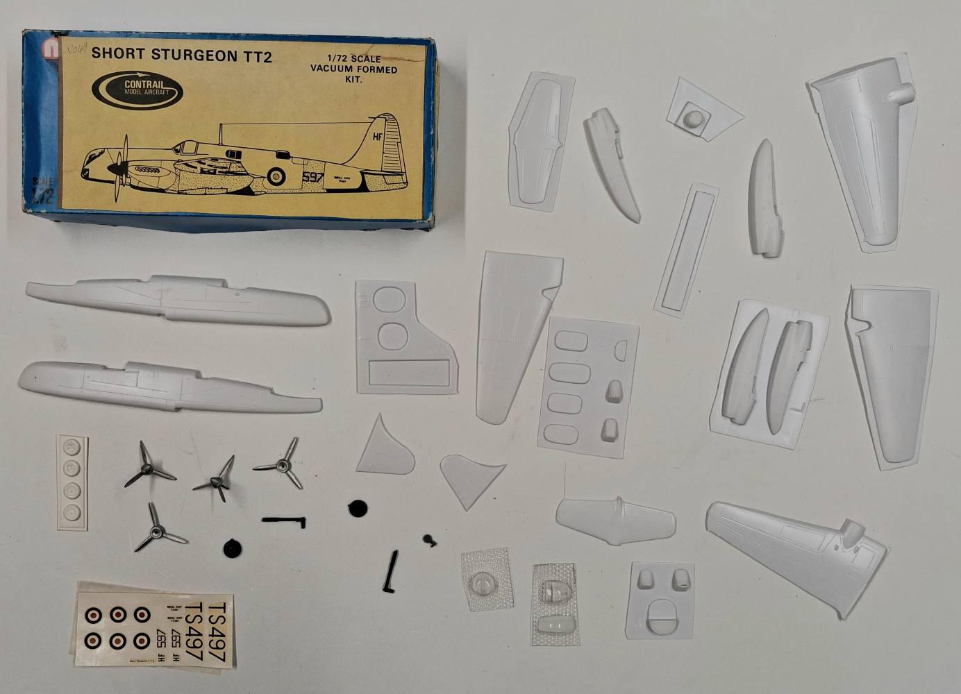 KINGKIT MODEL SCRAPYARD CONTRAIL SHORT STURGEON TT2 PARTS CUT FROM SHEET WRONG BOX Salvage Yard
