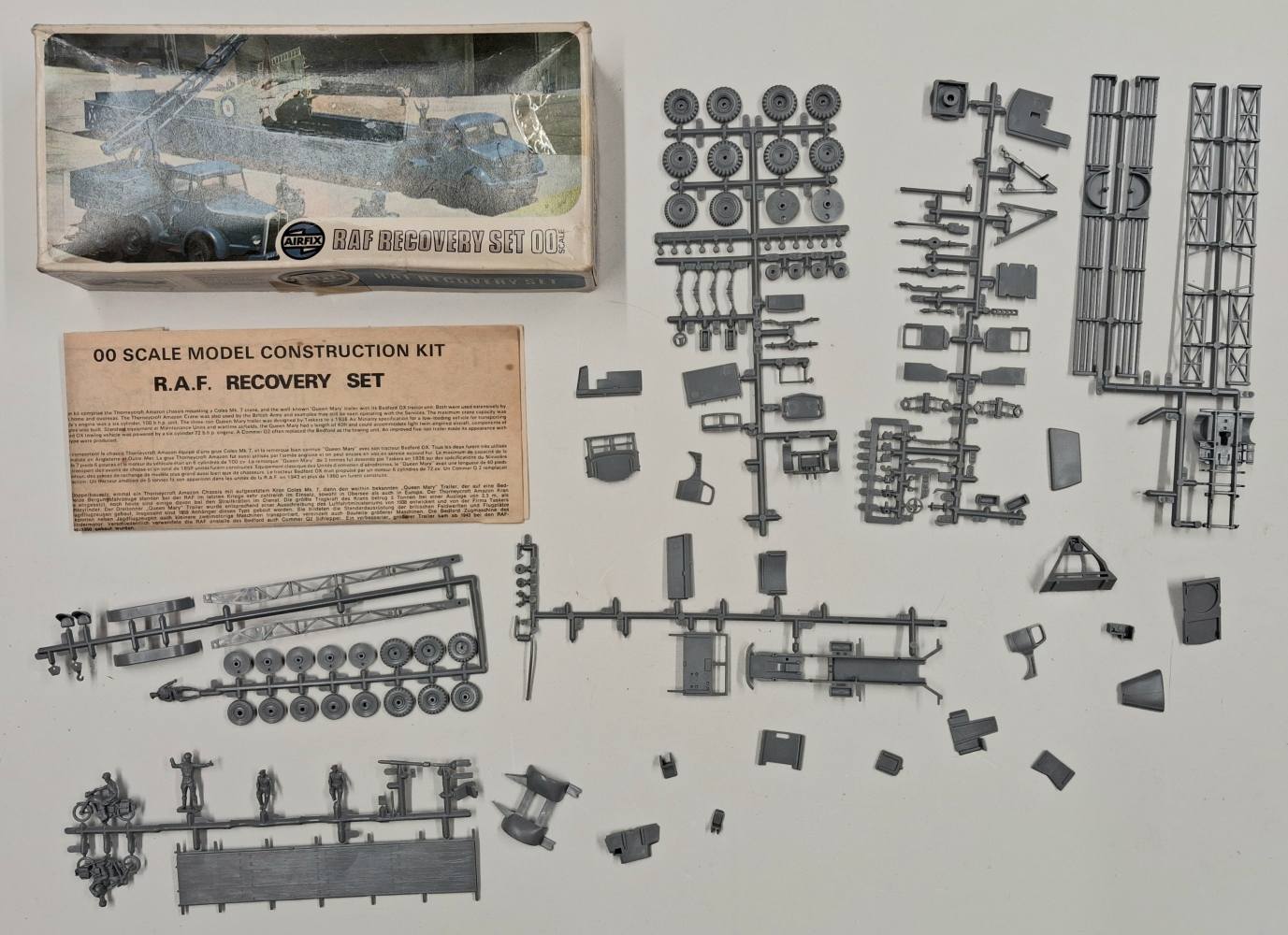 KINGKIT MODEL SCRAPYARD AIRFIX 03304 RAF RECOVERY SET NO DECALS DESPRUED Salvage Yard
