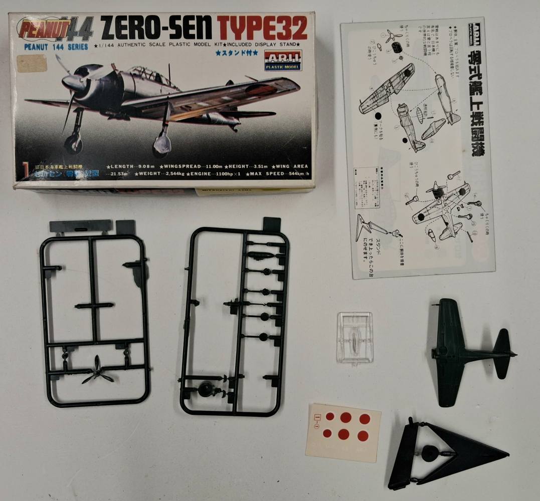 KINGKIT MODEL SCRAPYARD ARII PLASTIC MODEL AR.97A-100 ZERO-SEN TYPE 32 MITSUBISHI A6M3 INCOMPLETE Salvage Yard