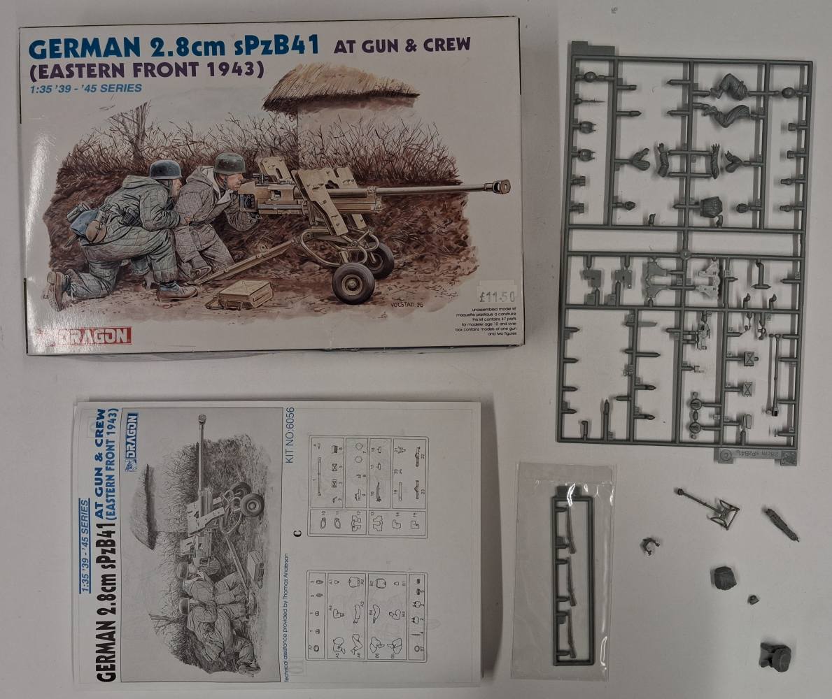 KINGKIT MODEL SCRAPYARD DRAGON 6056 GERMAN 2.8cm SPZB41 AT GUN CREW EASTERN FRONT 1943 STARTED Salvage Yard