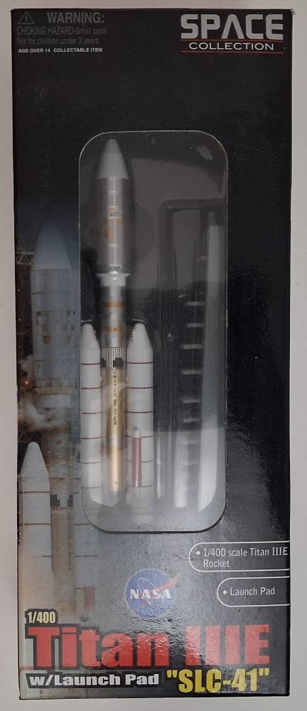 DRAGON 56343 TITAN IIIE W/ LAUNCH PAD SLC-41 Space Model kits