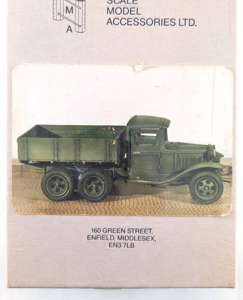 SCALE MODEL SMAV 110 RUSSIAN GAZ AAA CARGO TRUCK Military Model Kits