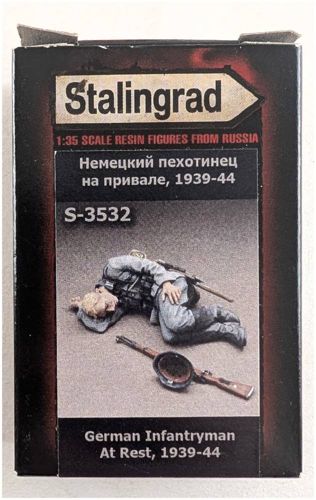 STALINGRAD S-3532 GERMAN INFANTRYMAN AT REST 1939-44 Model Figures
