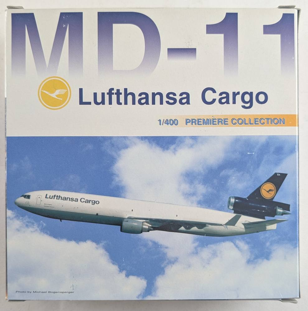 DRAGON 55059 MD-11 LUFTHANSA CARGO Airliners Model Kits