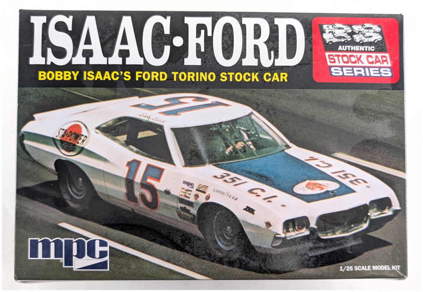 MPC 1038 BOBBY ISAACS FORD TORINO STOCK CAR Cars, Motorbikes & Trucks Model kits