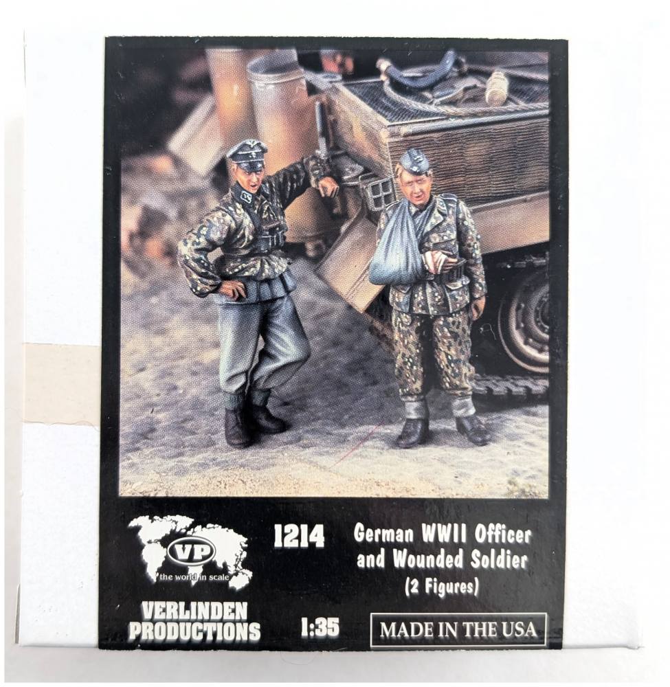 VERLINDEN PRODUCTIONS 1214 GERMAN WWII OFFICER AND WOUNDED SOLDIER Model Figures