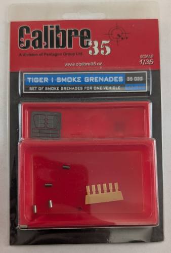 CALIBRE 35 1/35 35 032 TIGER I SMOKE GRENADES