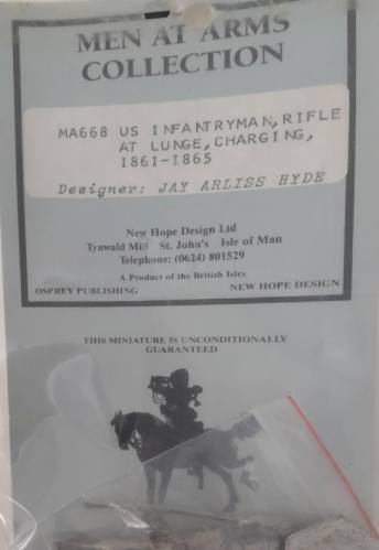NEW HOPE DESIGN  MA668 US INFANTRYMAN  RIFLE AT LUNGE  CHARGING  1861-1865