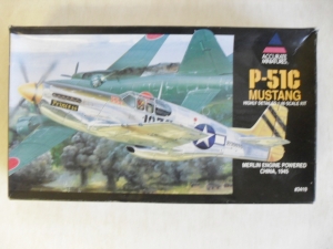 ACCURATE MINIATURES 1/48 3419 P-51C MUSTANG