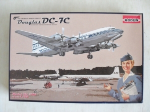 RODEN 1/144 301 DOUGLAS DC-7C PAN AM