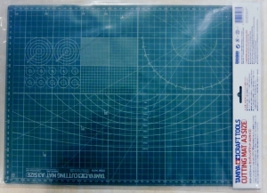 TAMIYA  74076 CUTTING MAT  A3 SIZE 
