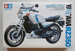 TAMIYA 1/12 14004 YAMAHA RZ350
