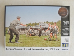 MASTERBOX 1/35 35149 GERMAN TANKERS- A BREAK BETWEEN BATTLES