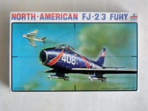 ESCI 1/48 4042 NORTH AMERICAN FURY FJ-2/3