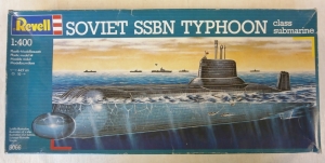 REVELL 1/400 5066 SOVIET SSBN TYPHOON CLASS SUBMARINE