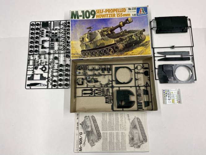 KINGKIT MODEL SCRAPYARD 1/35 ITALERI 235 M-109 HOWITZER 155MM  INCOMPLETE 