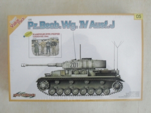 CYBER-HOBBYCOM 1/35 9105 Pz.Beob.Wg.IV Ausf.J