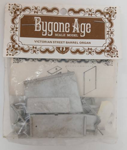 BYGONE AGE 1/24 VICTORIAN STREET BARREL ORGAN