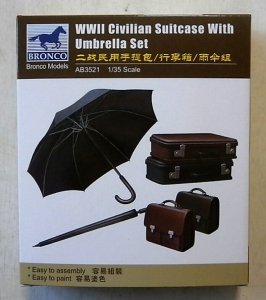BRONCO 1/35 3521 WWII CIVILIAN SUITCASE WITH UMBRELLA SET