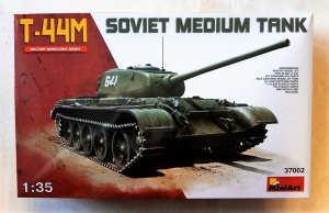 MINIART 1/35 37002 T-44M SOVIET MEDIUM TANK
