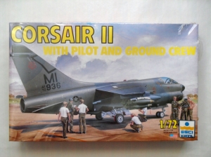 ESCI 1/72 9080 CORSAIR II WITH PILOT   GROUNDCREW