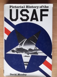 CHEAP BOOKS  ZB235 PICTORIAL HISTORY OF THE USAF