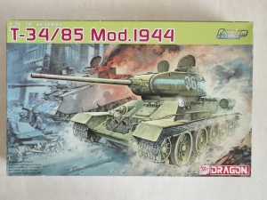 DRAGON 1/35 6319 T-34/85 Mod.1944