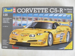 REVELL 1/25 07354 CORVETTE C5-R LE MANS 2001