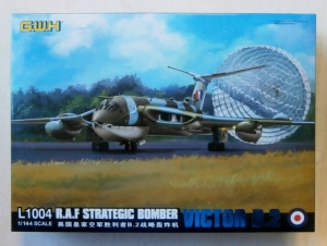 GREATWALL HOBBY 1/144 L1004 VICTOR B.2 RAF STRATEGIC BOMBER