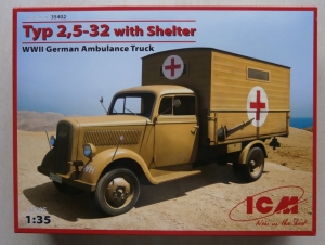 ICM 1/35 35402 TYP 2.5-32 WITH SHELTER GERMAN AMBULANCE TRUCK