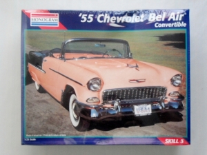 MONOGRAM 1/25 2462 55 CHEVROLET BEL AIR CONVERTIBLE