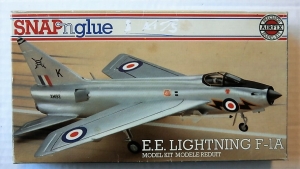AIRFIX 1/72 02068 ENGLISH ELECTRIC LIGHTNING F-1A SNAP N GLUE