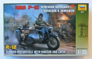 ZVEZDA 1/35 3607 GERMAN R-12 MOTORCYCLE   CREW