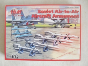 ICM 1/72 72212 SOVIET AIR TO AIR AIRCRAFT ARMAMENT