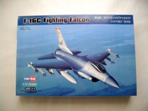 HOBBYBOSS 1/72 80274 F-16C FIGHTING FALCON