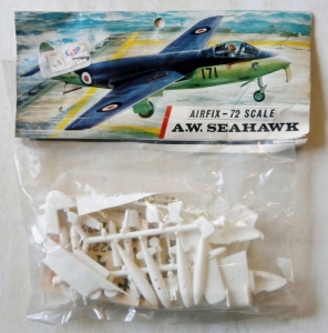 AIRFIX 1/72 105 A W SEAHAWK