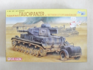 DRAGON 1/35 6402 Pz.Kpfw.IV Ausf.E TAUCHPANZER w/BETRIEBSSTOFFANHANGER