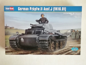 HOBBYBOSS 1/35 83803 GERMAN Pz.Kpfw.II Ausf.J  VK16.01 